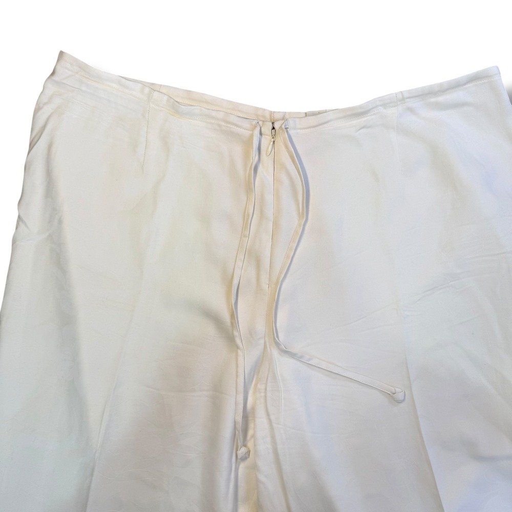 Tommy Bahama Cropped Pant Women 14 Cream Silk Floral Jacquard Relaxed Fit Resort - Picture 3 of 12
